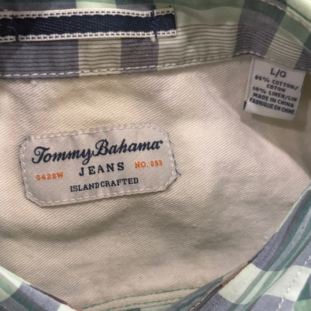 Tommy Bahama green & blue plaid shirt. Cotton/linen. Men L. Excellent condition. - Picture 6 of 9